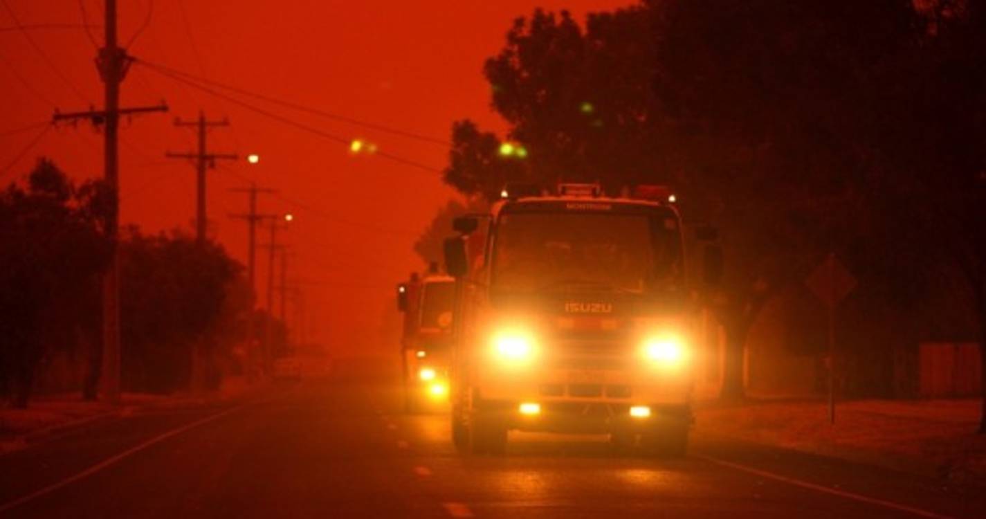 Austrália combate dezenas de incêndios florestais no sudeste do país