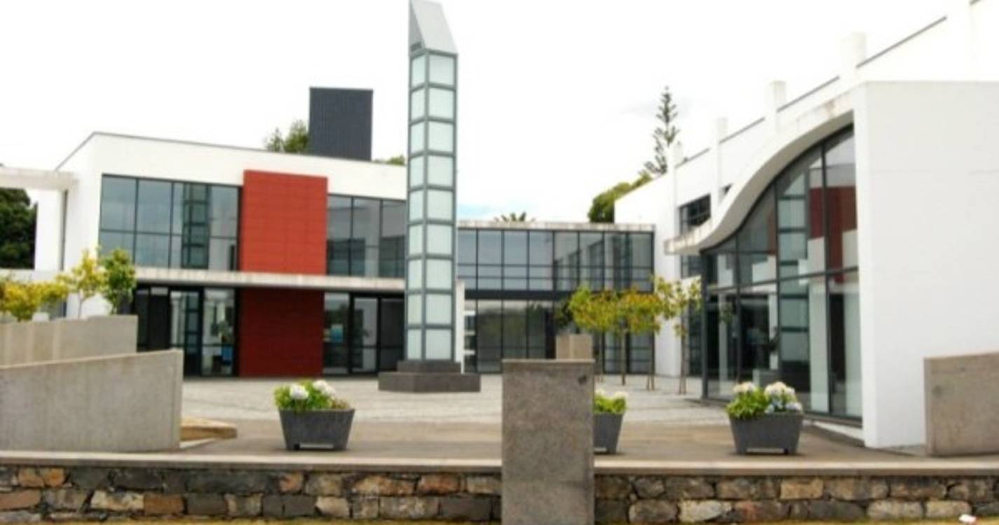 Exposição de Pintura &#34;As 4 Estações&#34; em Santana a partir de 11 de março