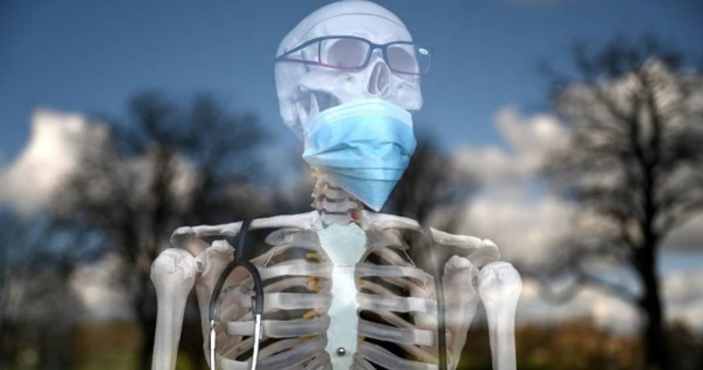 Covid-19: Mortalidade vai aumentar e máscara recomendada quando exista risco de contágio