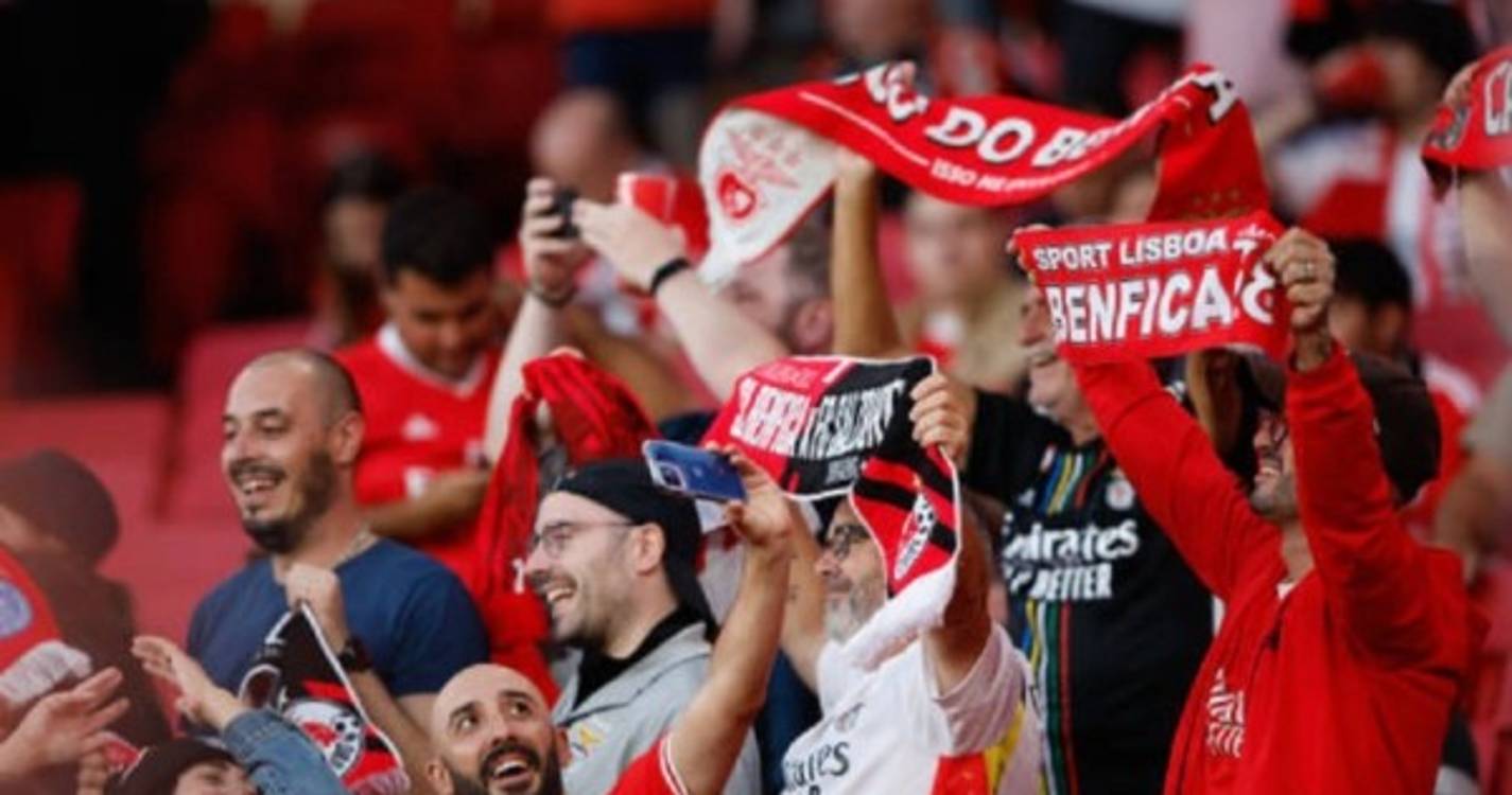 Sócios do Benfica aprovam contas da época passada por larga maioria