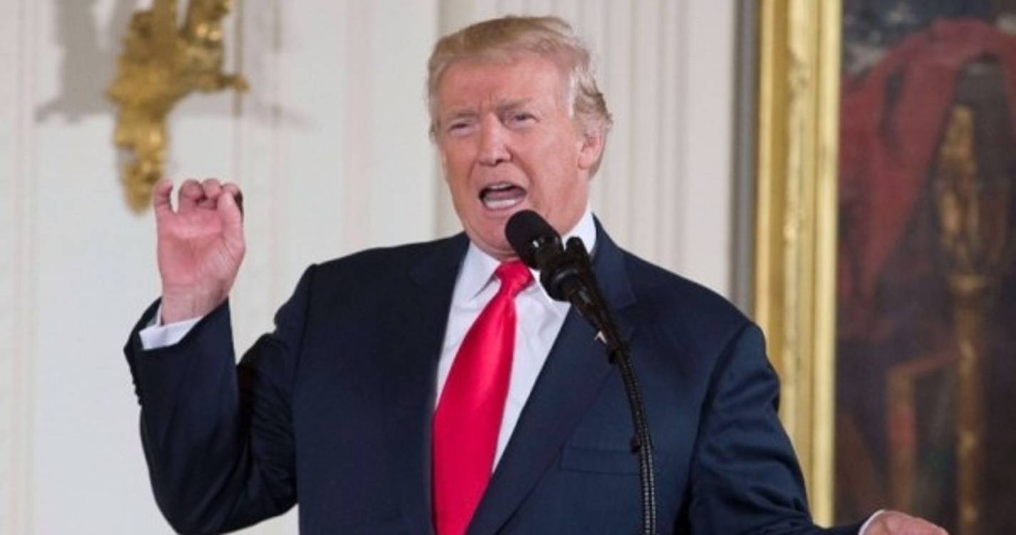 Trump felicita extrema-direita espanhola pelo "extraordinário trabalho" desenvolvido