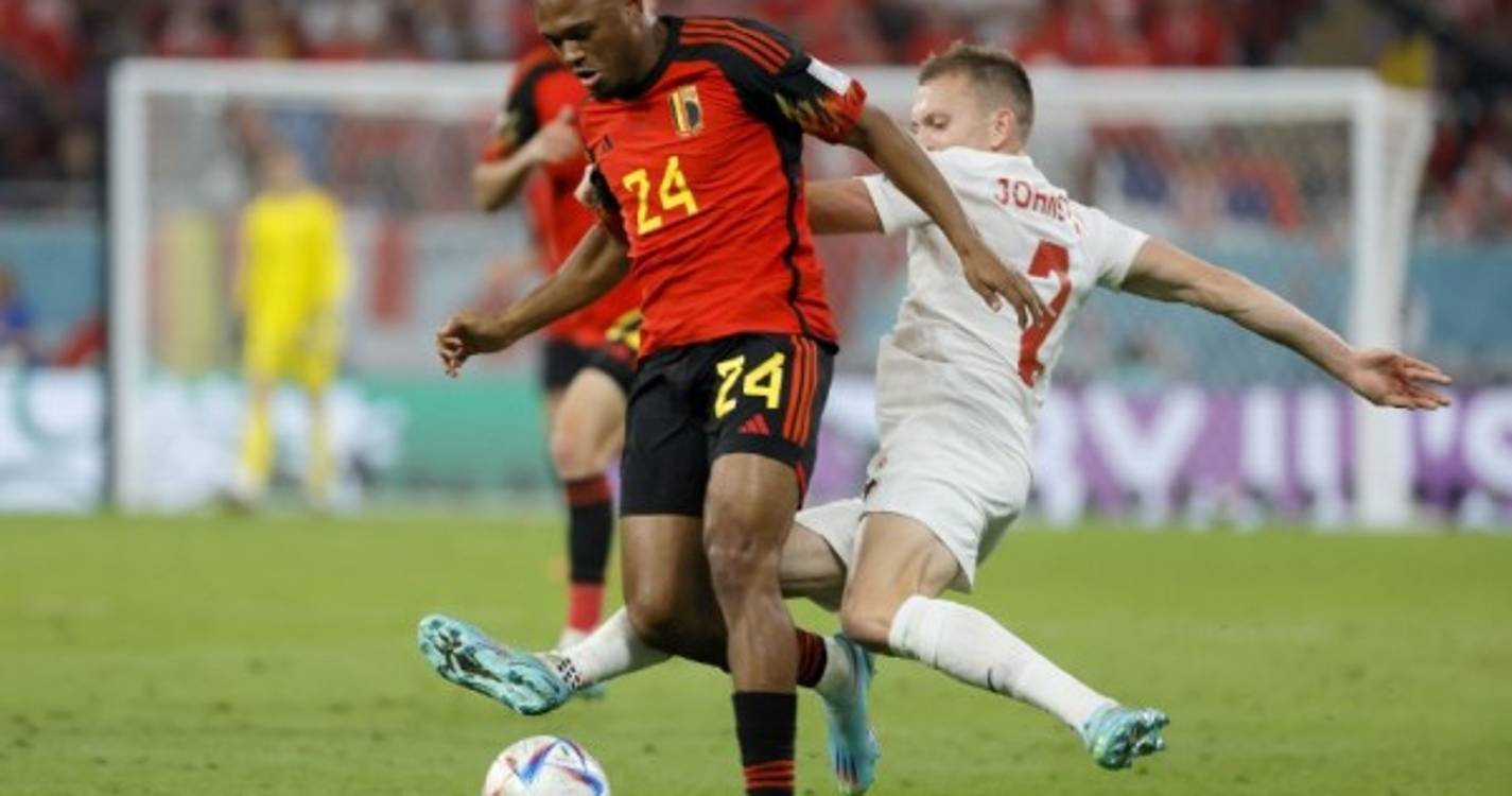 Bélgica bate Canadá pela margem mínima