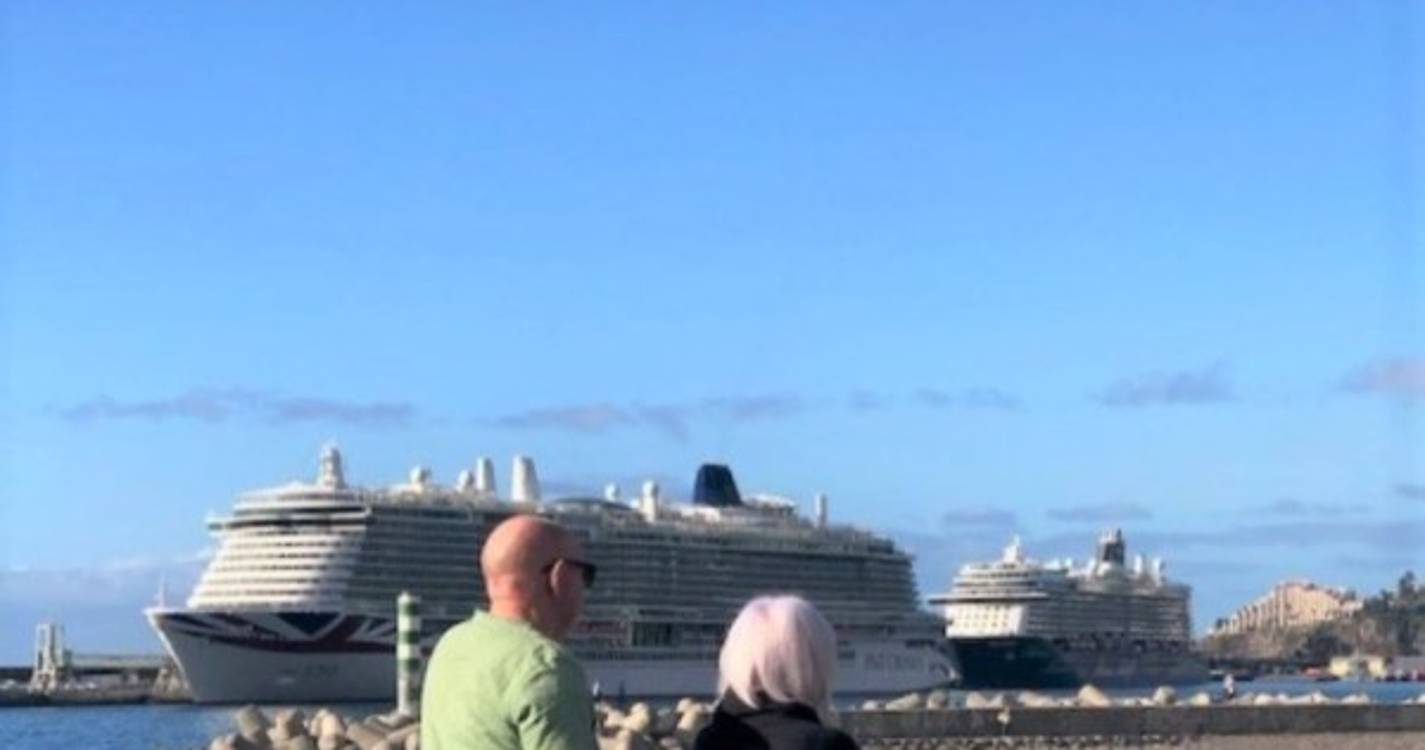 Porto do Funchal com dois navios e mais de 10 mil pessoas