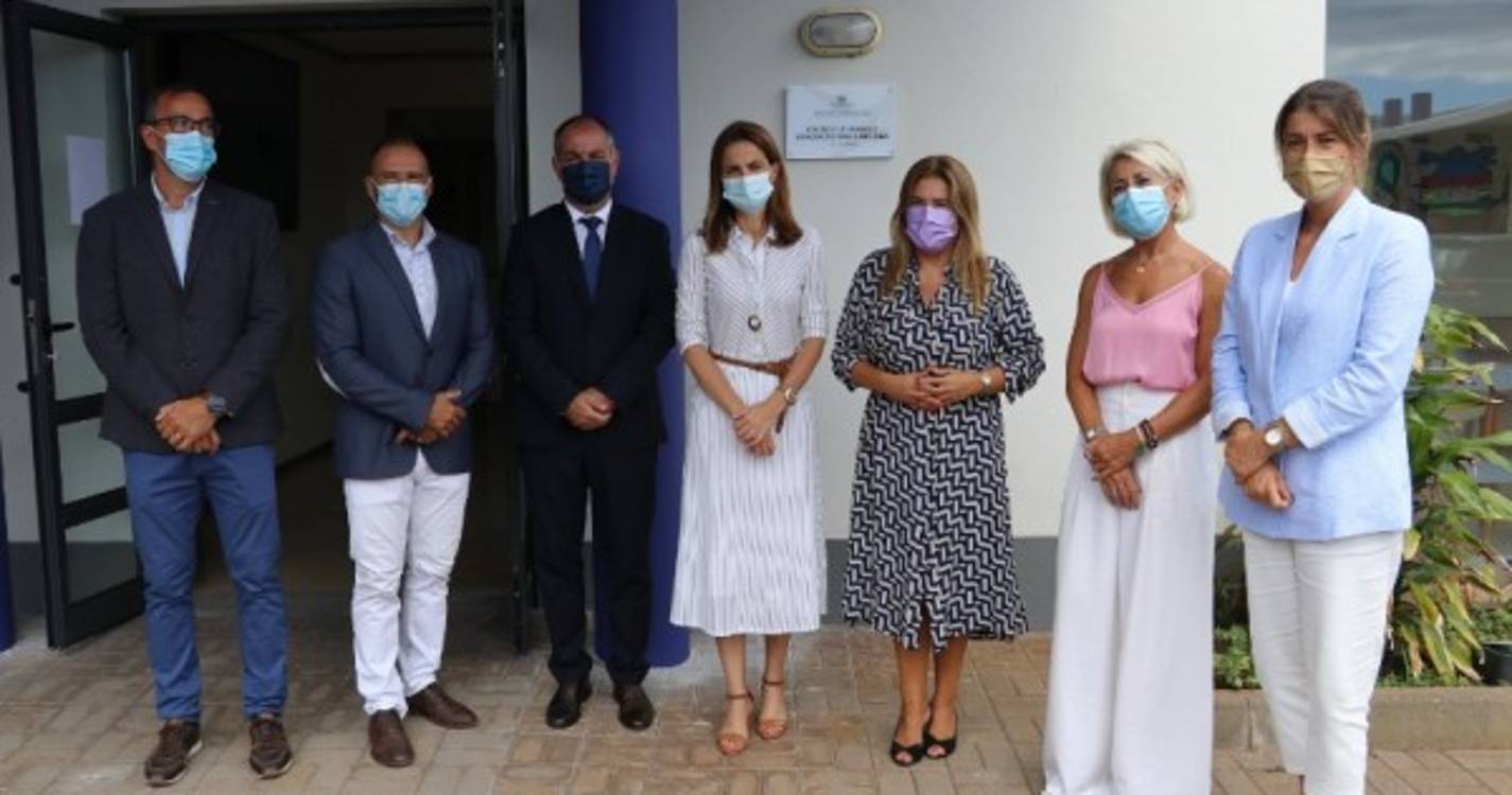 Augusta Aguiar visita novo Centro de Atividades e Capacitação para a Inclusão no Caniçal