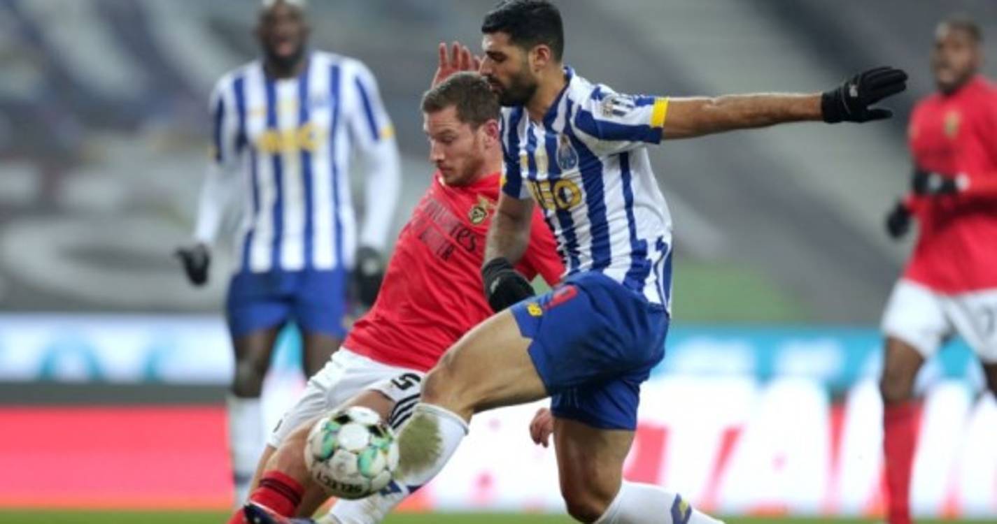‘Clássico’ de futebol FC Porto-Benfica marcado para sexta-feira 21 de outubro