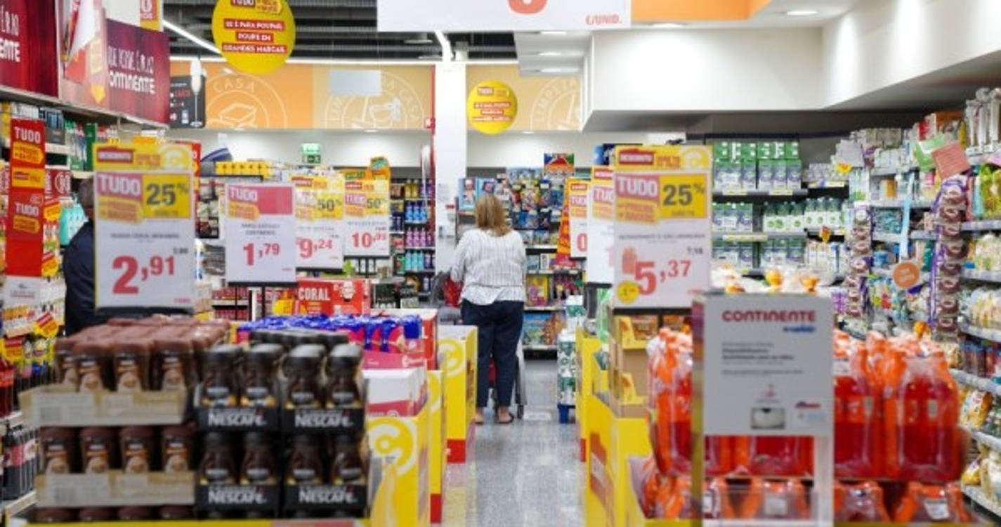 PCP reapresenta propostas para controlar preços de bens alimentares essenciais