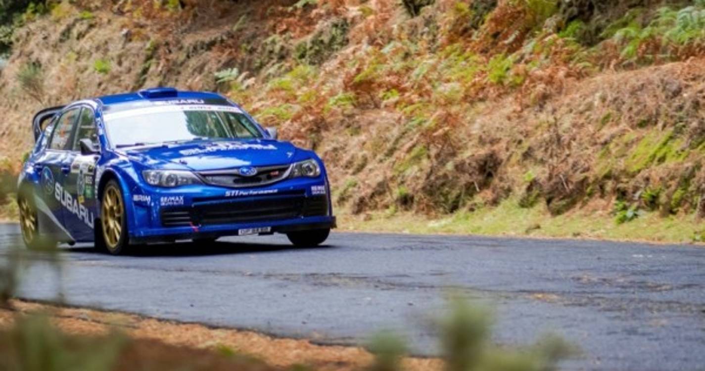 Legend: Gil Freitas a uma classificativa do triunfo