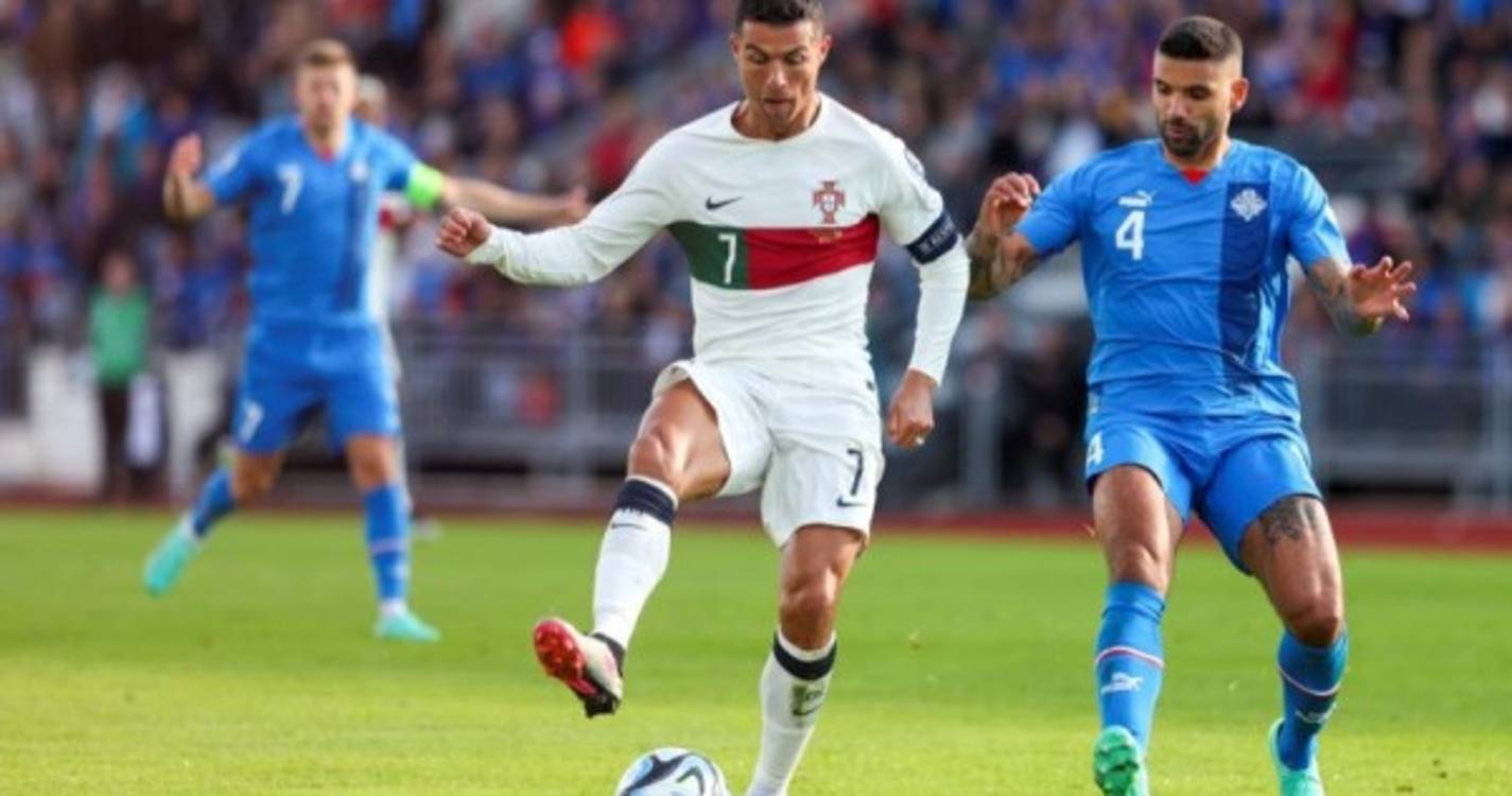 Ronaldo celebra jogo 200 com golo da vitória