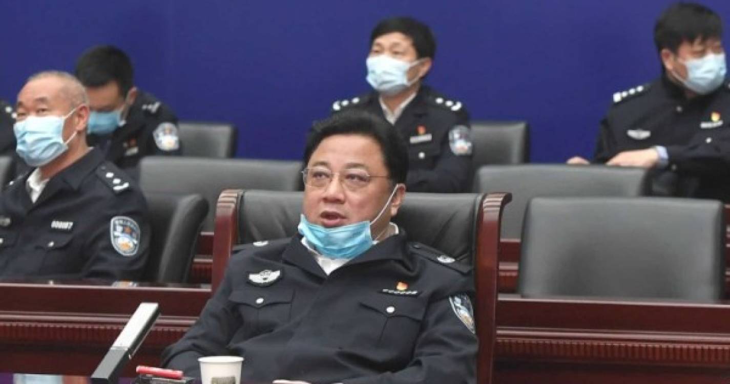 Ex-vice-ministro da Segurança Pública da China condenado à pena de morte