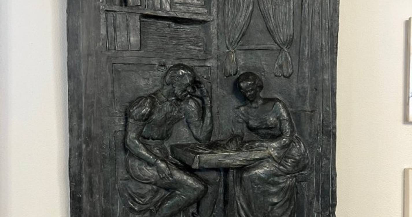 Escultura de Pedro Anjos Teixeira retorna ao Baltazar Dias após restauro