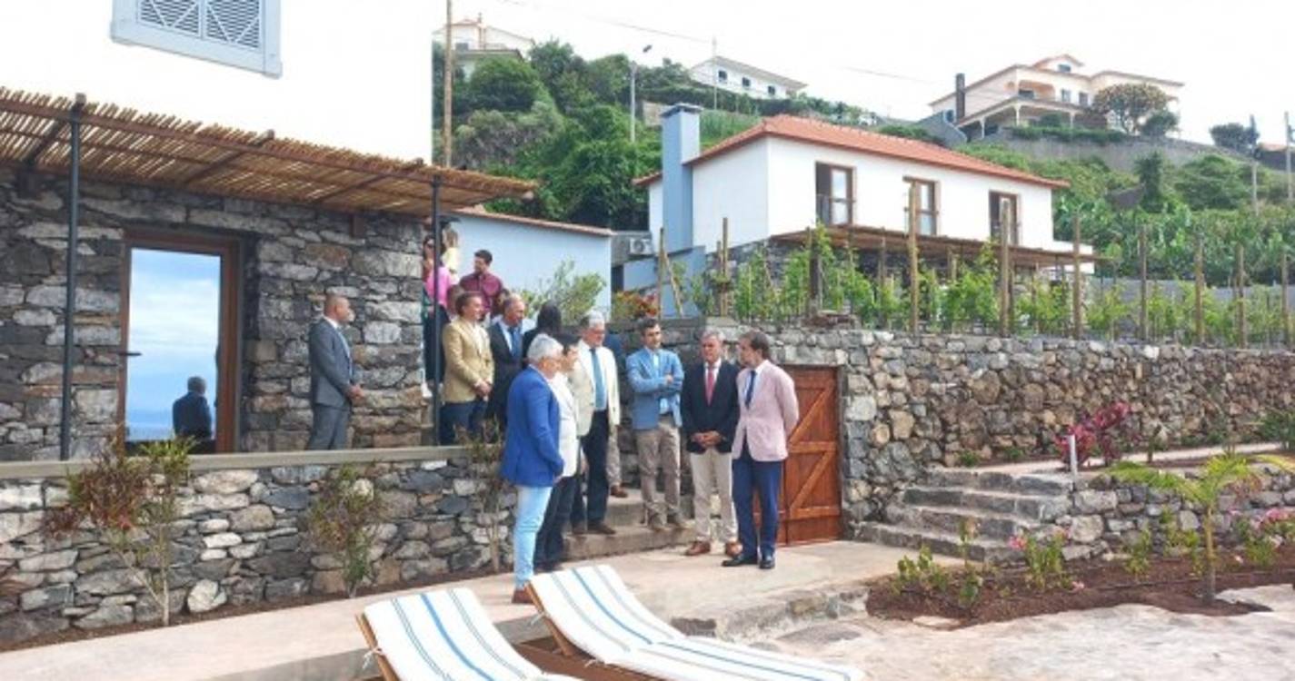 Meio milhão de euros reabilitam Casas do Laranjo (c/fotos)