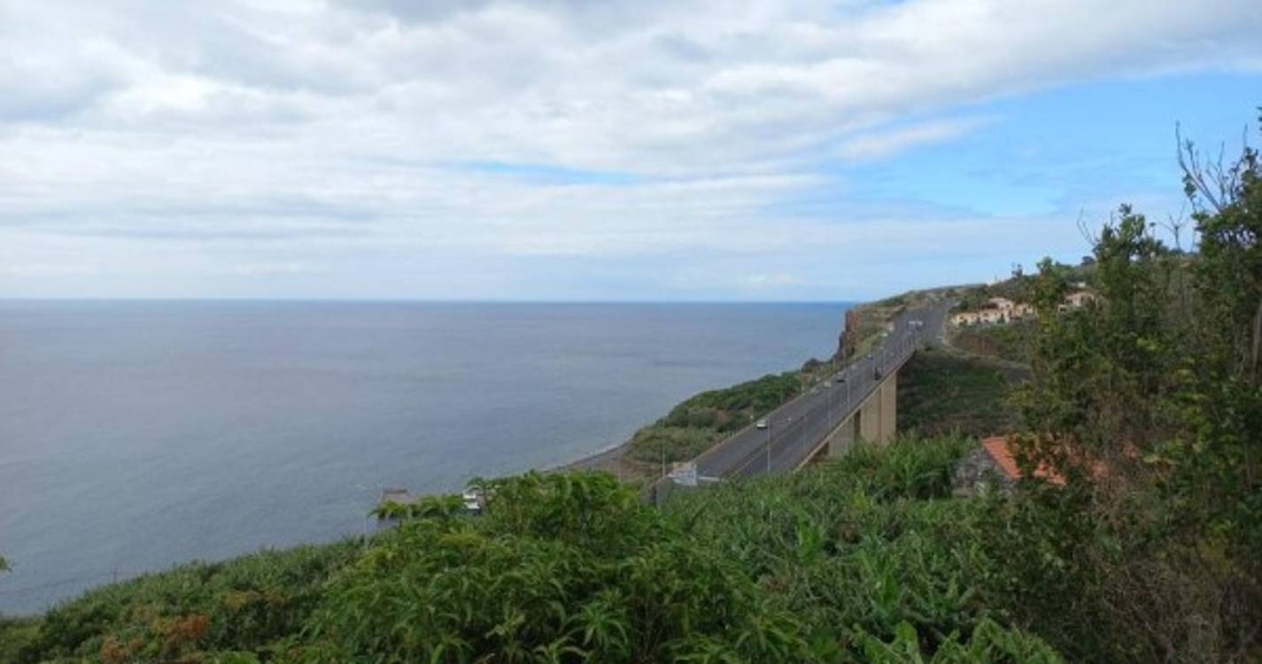 Meio milhão de euros reabilitam Casas do Laranjo (c/fotos)