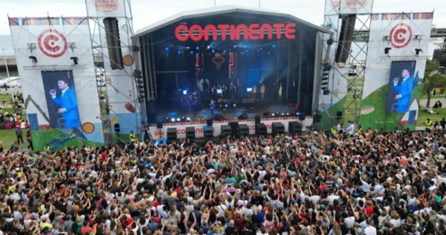 Praça do Povo demasiado pequena para a popularidade de Tony Carreira