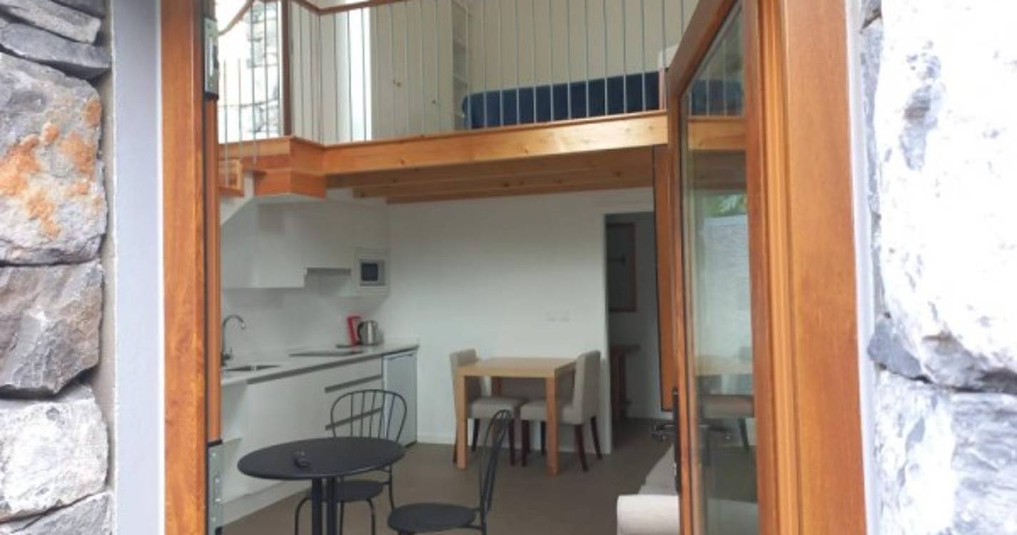 Meio milhão de euros reabilitam Casas do Laranjo (c/fotos)