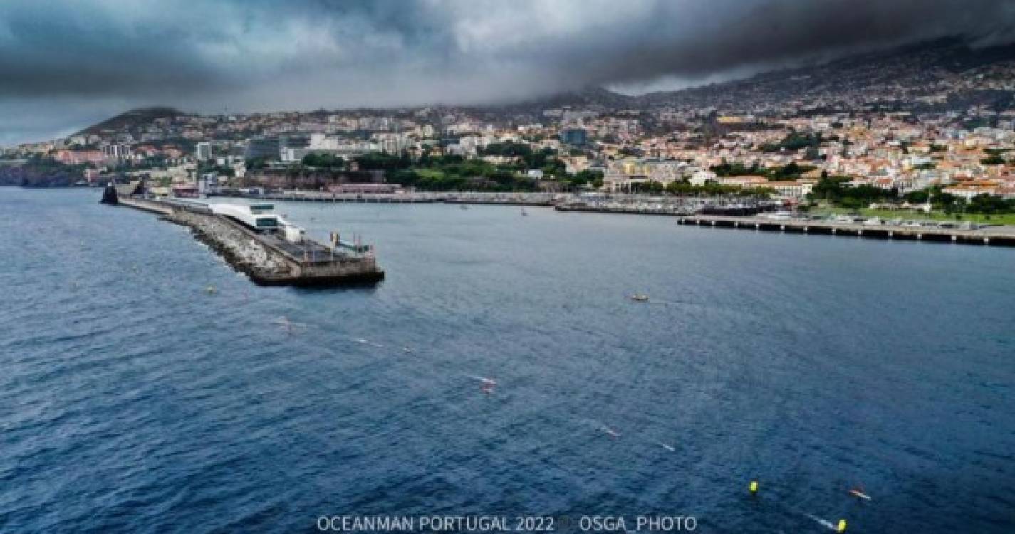 Prova de 1.5 km do Oceanman Madeira arranca do cais do Funchal
