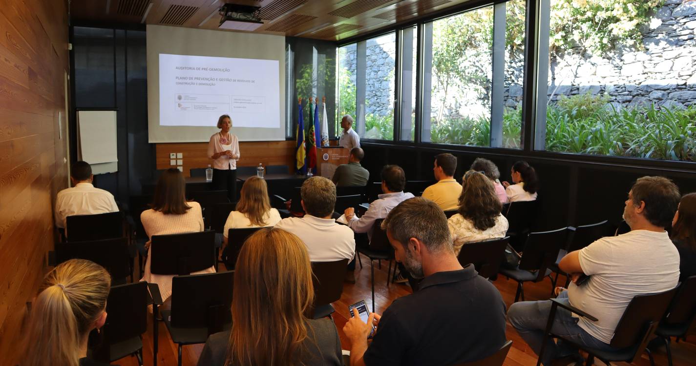 Ordem dos Engenheiros abordou tema da gestão de resíduos de construção e demolição