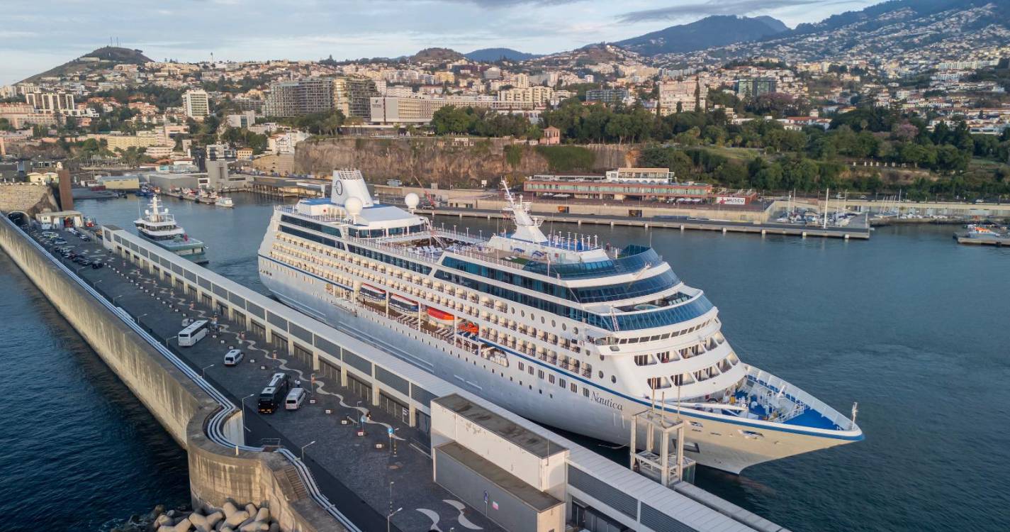 ‘Nautica’ hoje no Terminal do Funchal