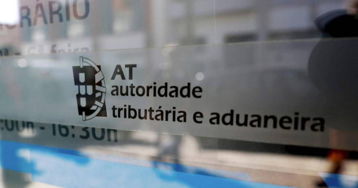 Autoridade Tributária apreende milhares de artigos contrafeitos em operação internacional