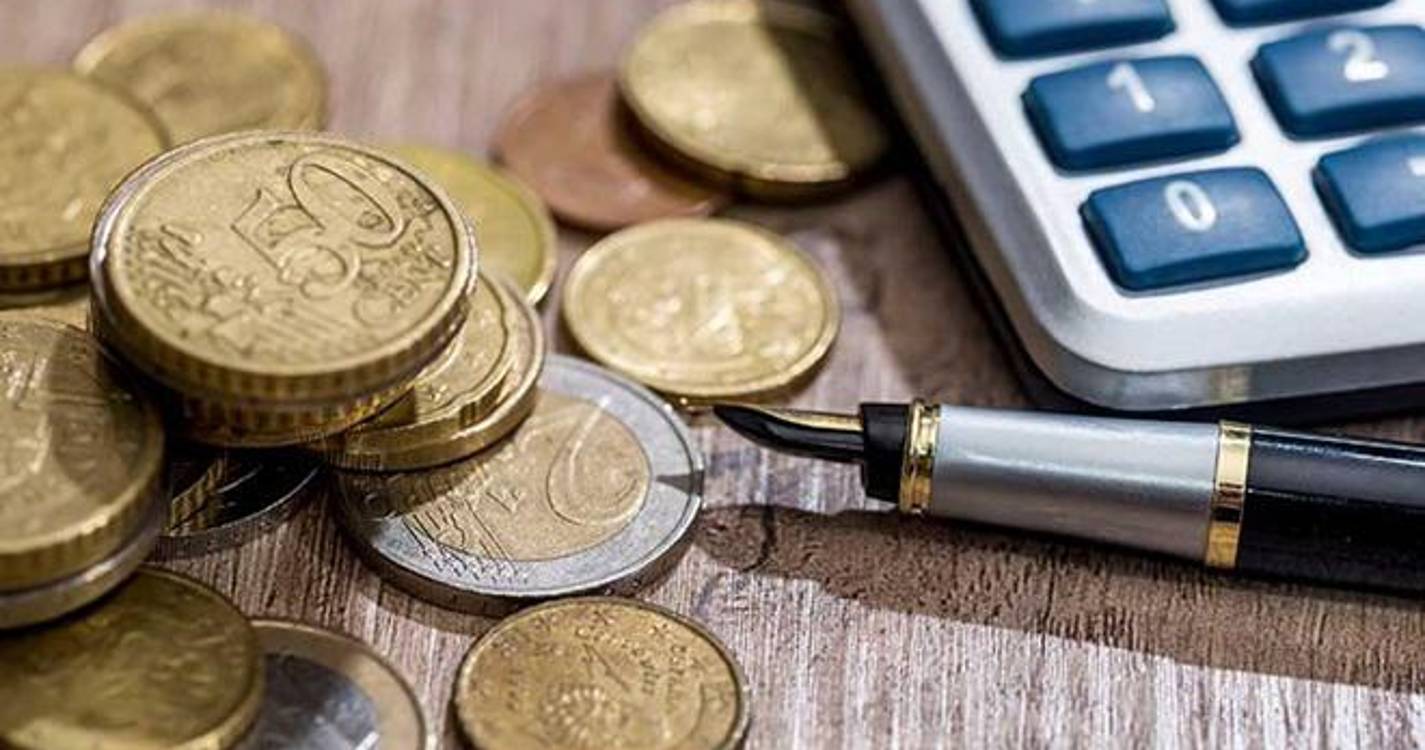 Maioria dos portugueses considera poupar difícil ou extremamente difícil, revela estudo