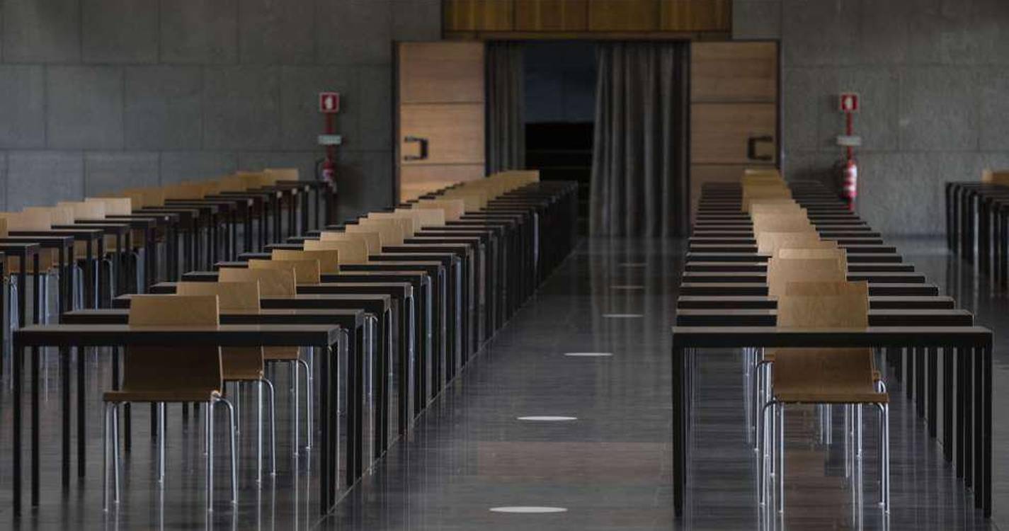 Reitor do Porto denuncia “pressões” para aceitar entradas ilegais em Medicina