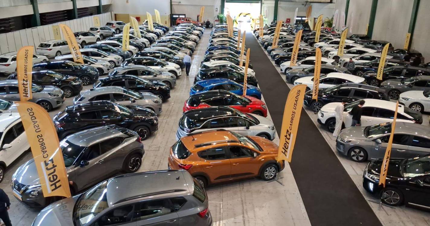 “Dias Relâmpago” da Hertz Carros Usados já arrancou no Madeira Tecnopolo com 122 viaturas em exposição (veja as fotos)