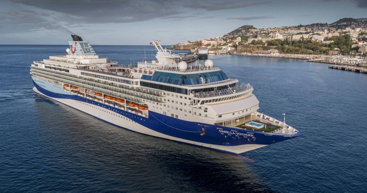 Há mais uma estreia no Porto do Funchal este sábado (com fotos)