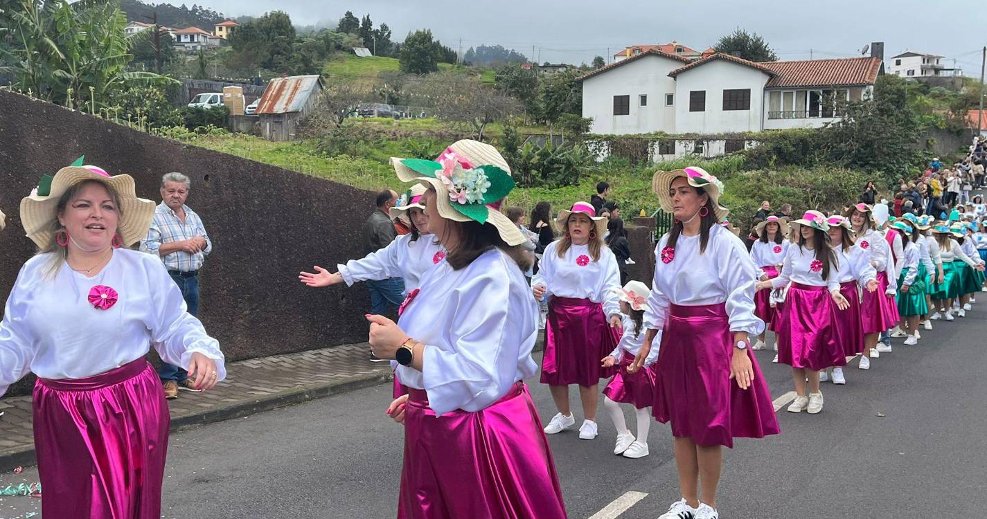 Cortejo folião já anima Festa dos Compadres em Santana (com fotos e vídeo)