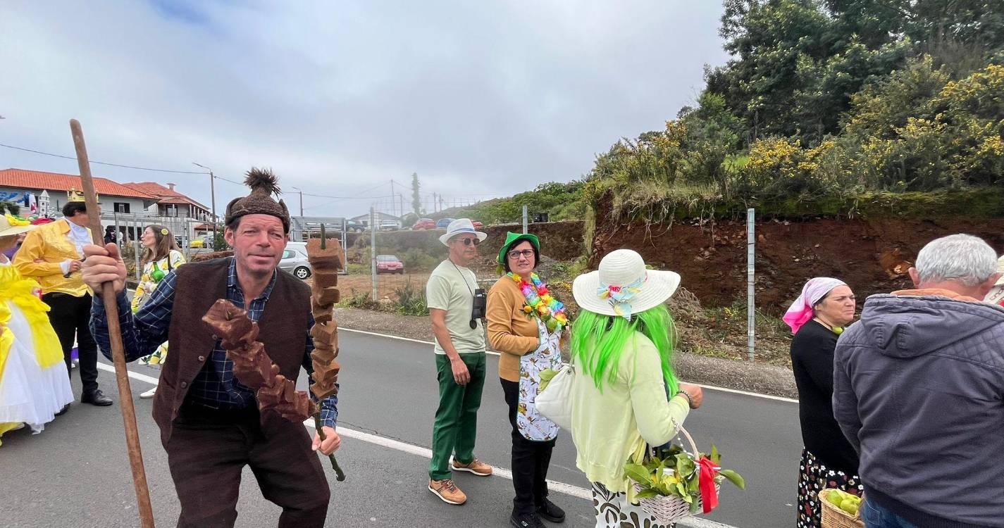 Cortejo Etnográfico reúne mais de 200 pessoas (com fotos)