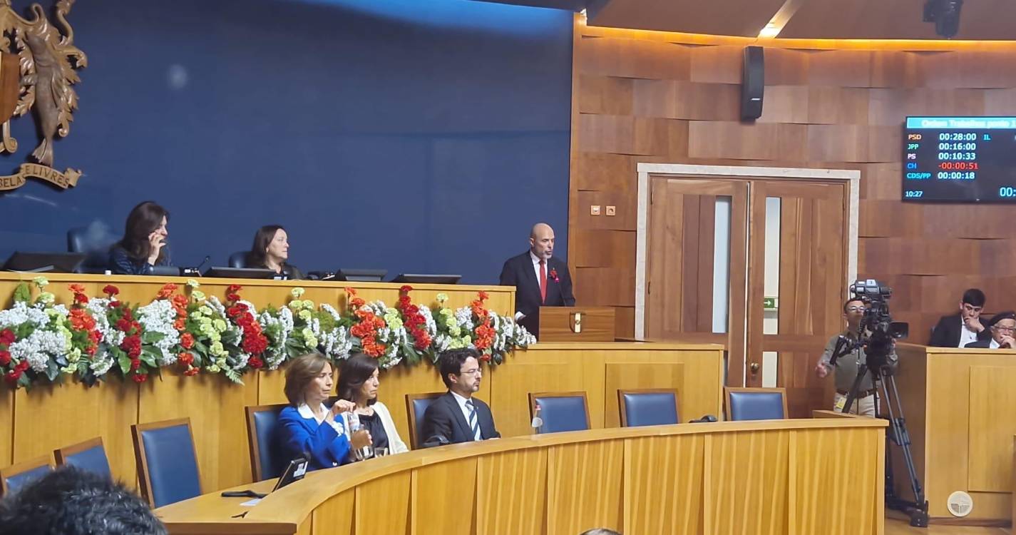 “Uma maioria madura não confunde maioria com monopólio”, frisa o PS