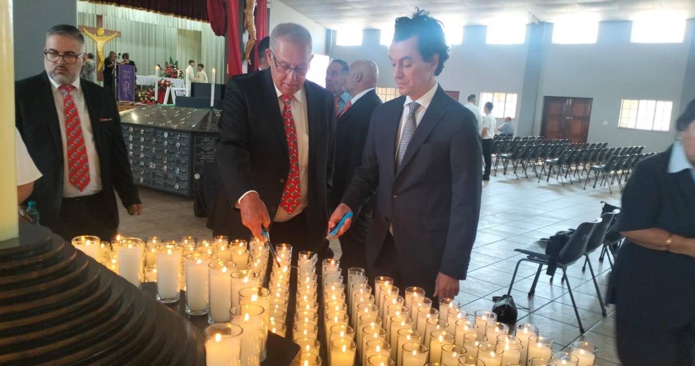 África do Sul: Fórum Português presta homenagem às vítimas da violência criminal (com fotos)