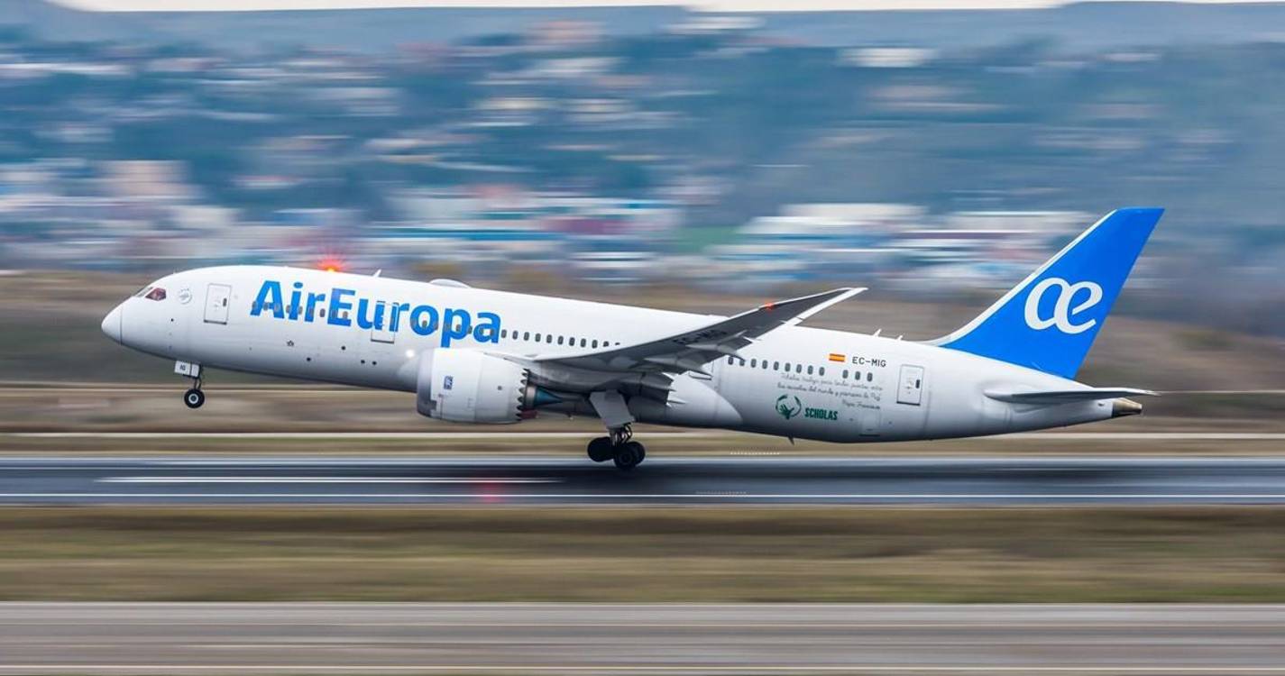 Bruxelas abre investigação aprofundada à aquisição total da Air Europa pela dona da Iberia
