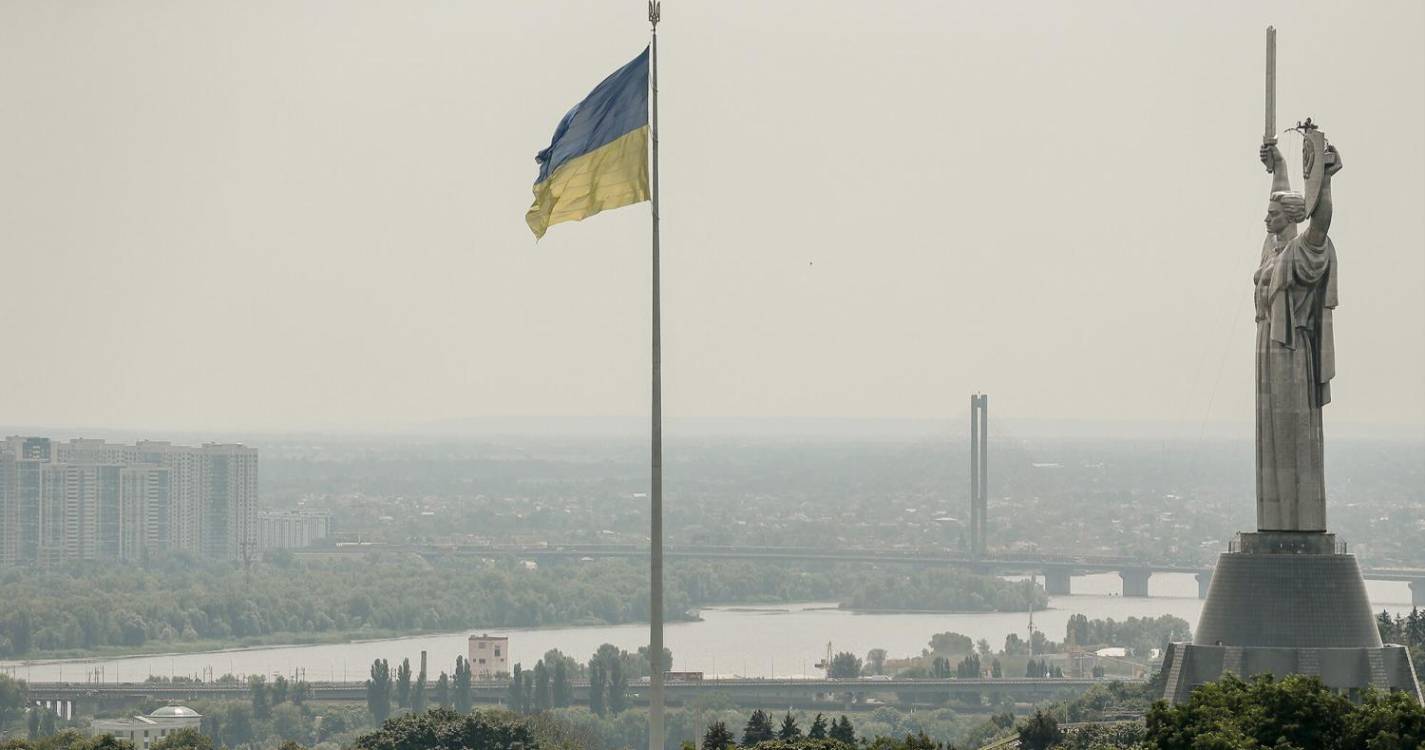 Ucrânia: Embaixada de Portugal encerrou temporariamente por alguns dias - MNE