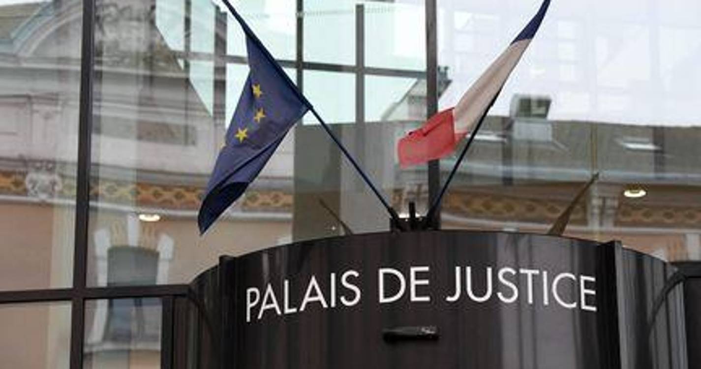 Mulher que matou bebé com ácido condenada a 30 anos de prisão em França