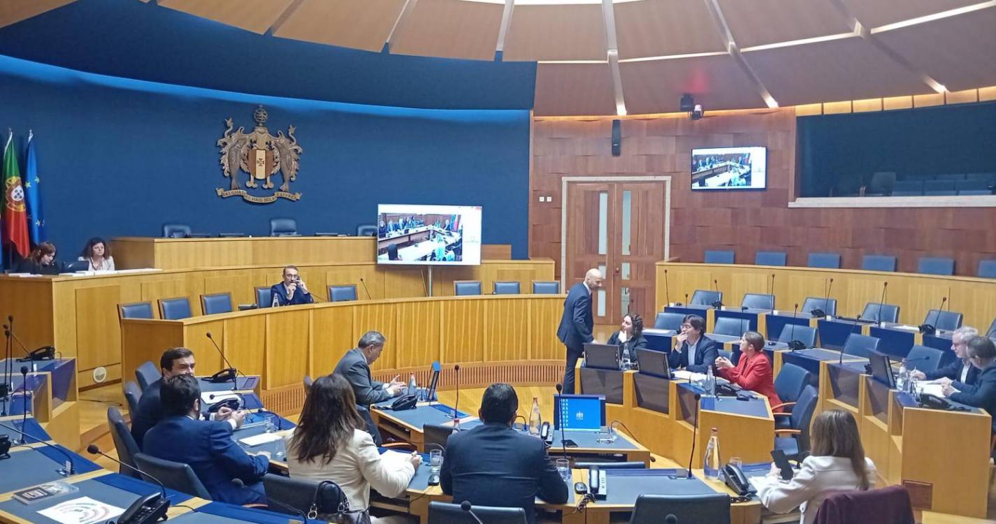 Comissão para o Aprofundamento da Autonomia e Reforma do Sistema Político está reunida em plenário