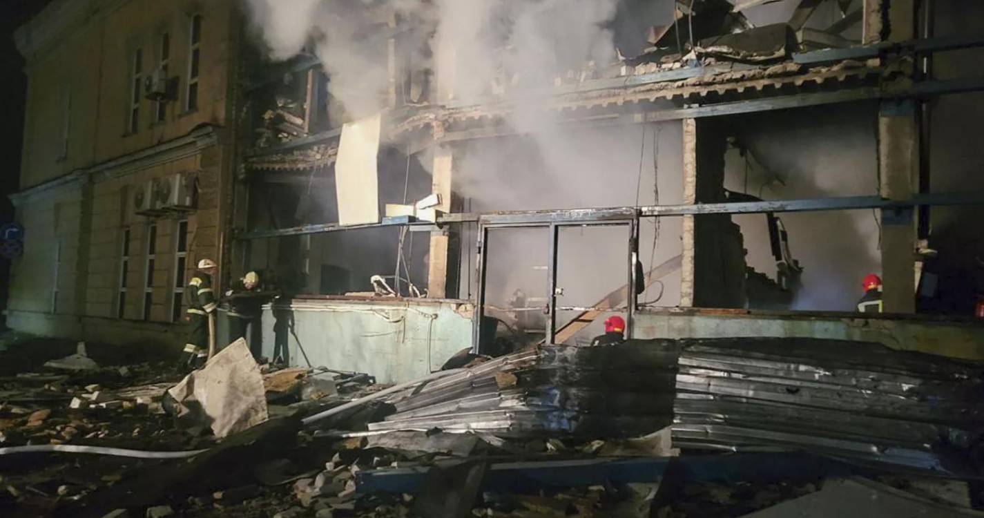 Bombardeamento russo mata duas pessoas em Odessa