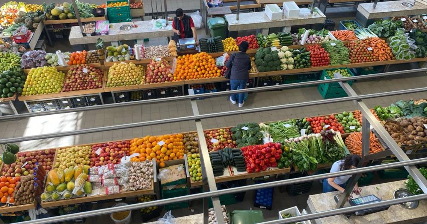 Mercado do Estreito oferece vasta variedade de produtos