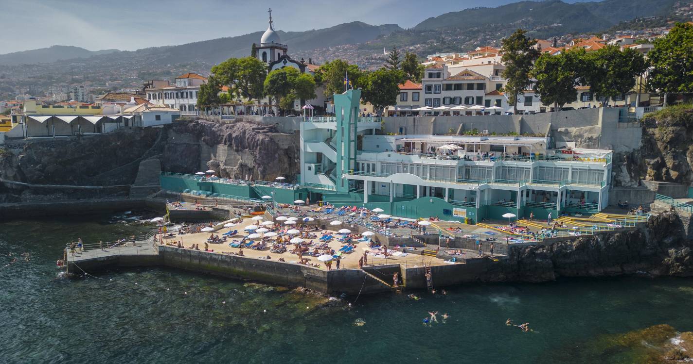 Funchal atingiu a temperatura máxima de 33,7º em agosto