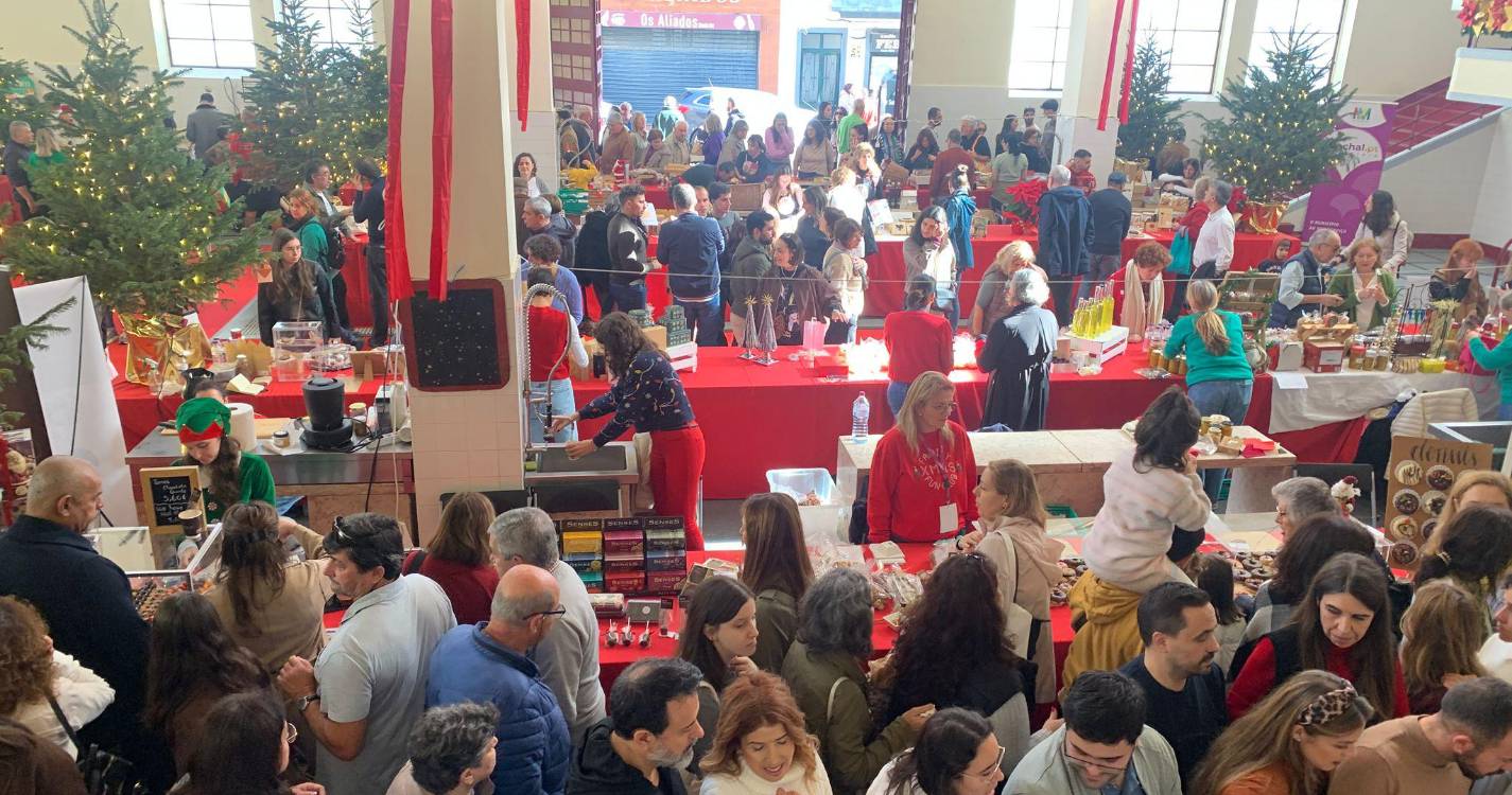 Iguarias do ‘Natal na Praça’ atraem muitos visitantes ao Mercado dos Lavradores