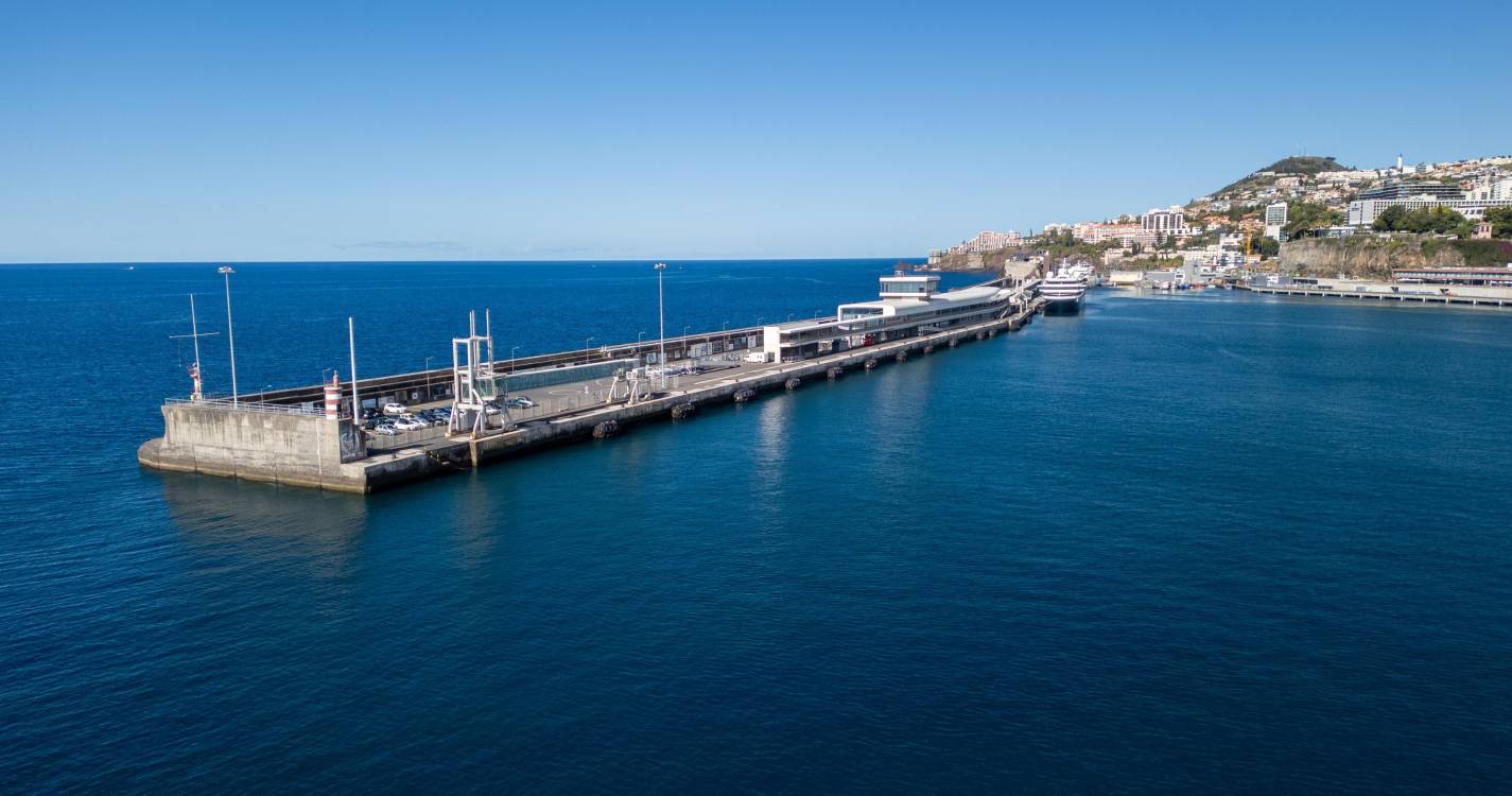 Governo estuda possível construção de marina para megaiates