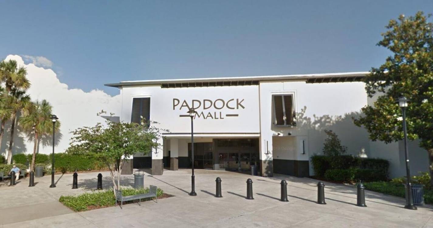 Um morto e um ferido em tiroteio num centro comercial na Florida