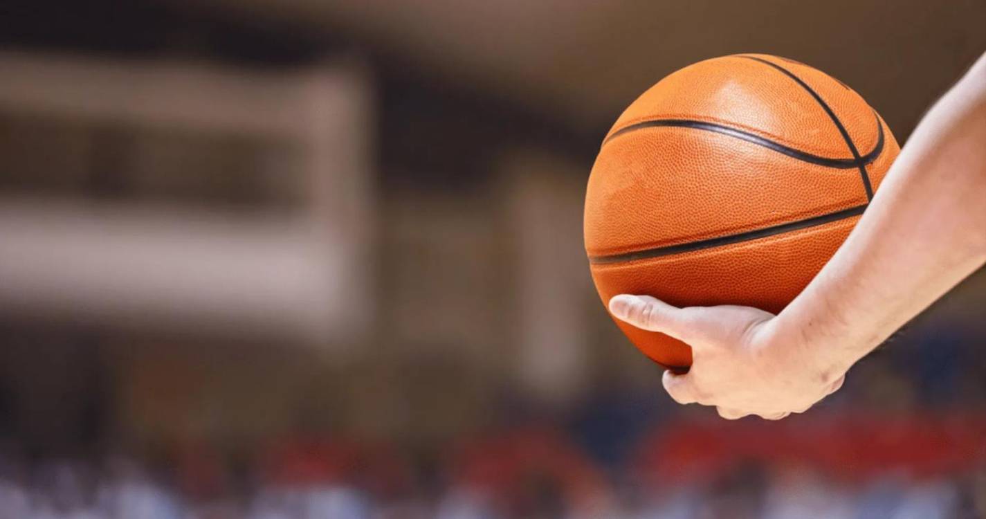 Portugal vence Ucrânia na fase de qualificação para o EuroBasket2025 com ajuda de madeirense