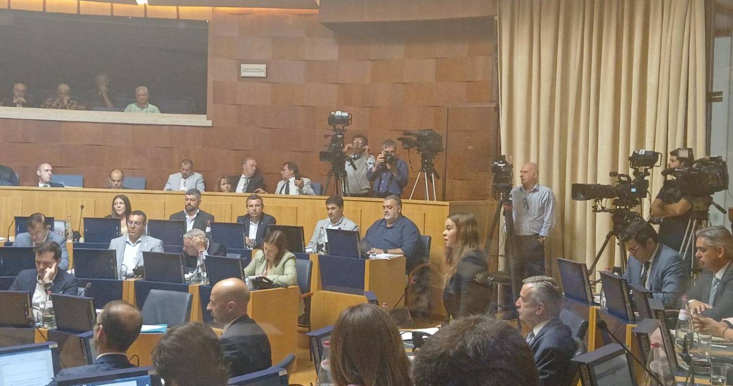 Debate do Programa de Governo será retomado às 15h00