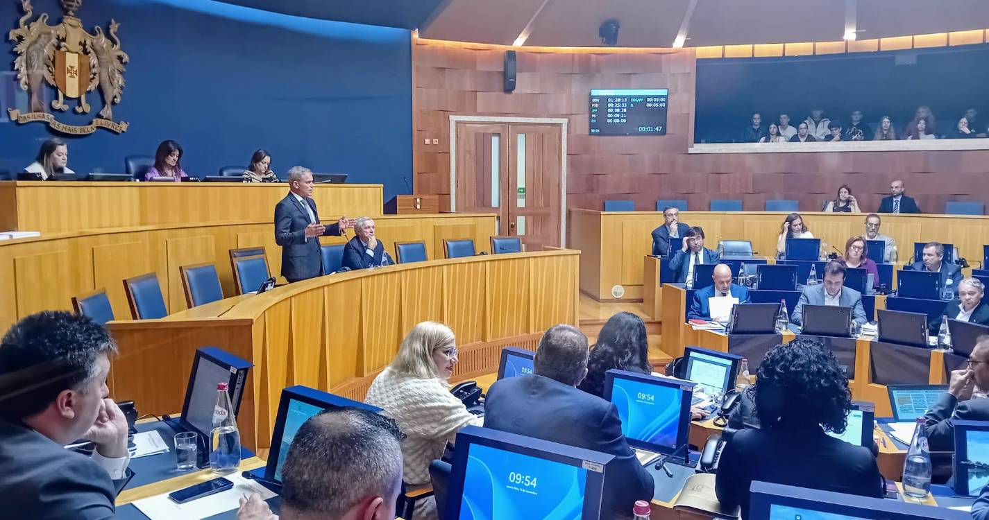 Governo afiança que mobilidade do Porto Santo “não está abandonada”, há mais visitantes