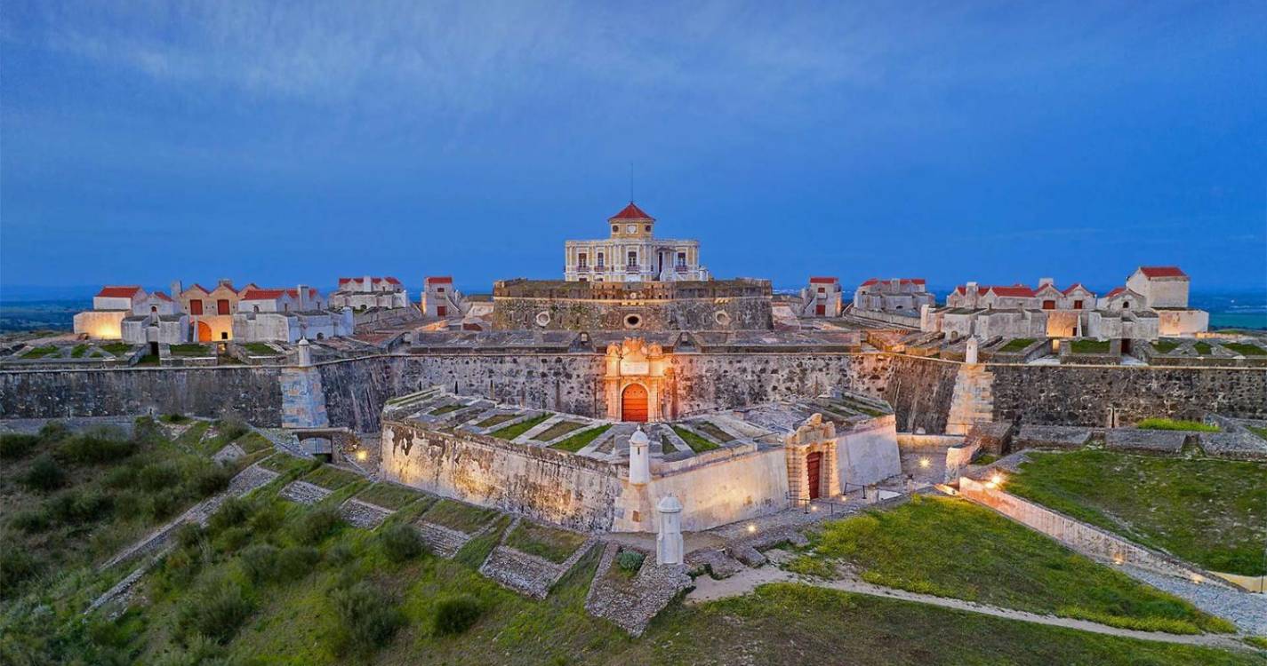 25 Abril: Concerto em Elvas junta Monda, Rui Veloso, Vitorino e cante alentejano