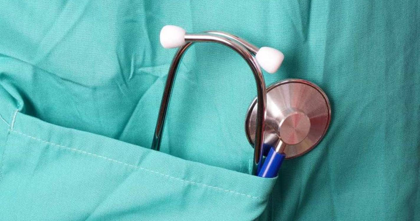 Risco de problemas de saúde mental e ‘burnout’ é maior nos trabalhadores da saúde