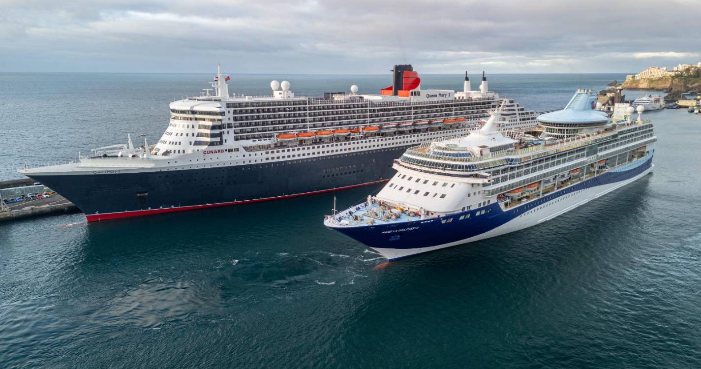 Funchal amanheceu com dois navios de cruzeiro em escala (com fotos)