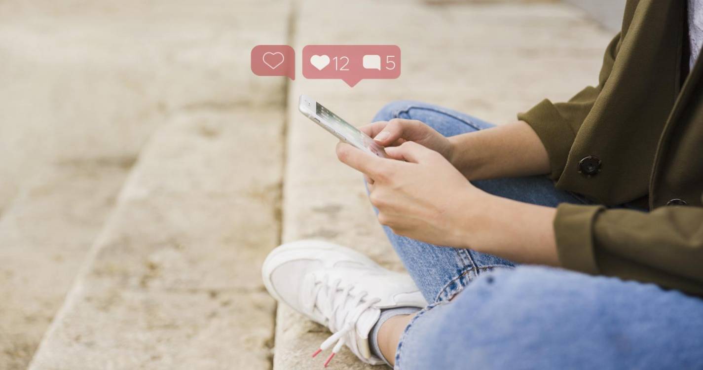 Consumo descontrolado da oferta digital contribui para estado de alienação social