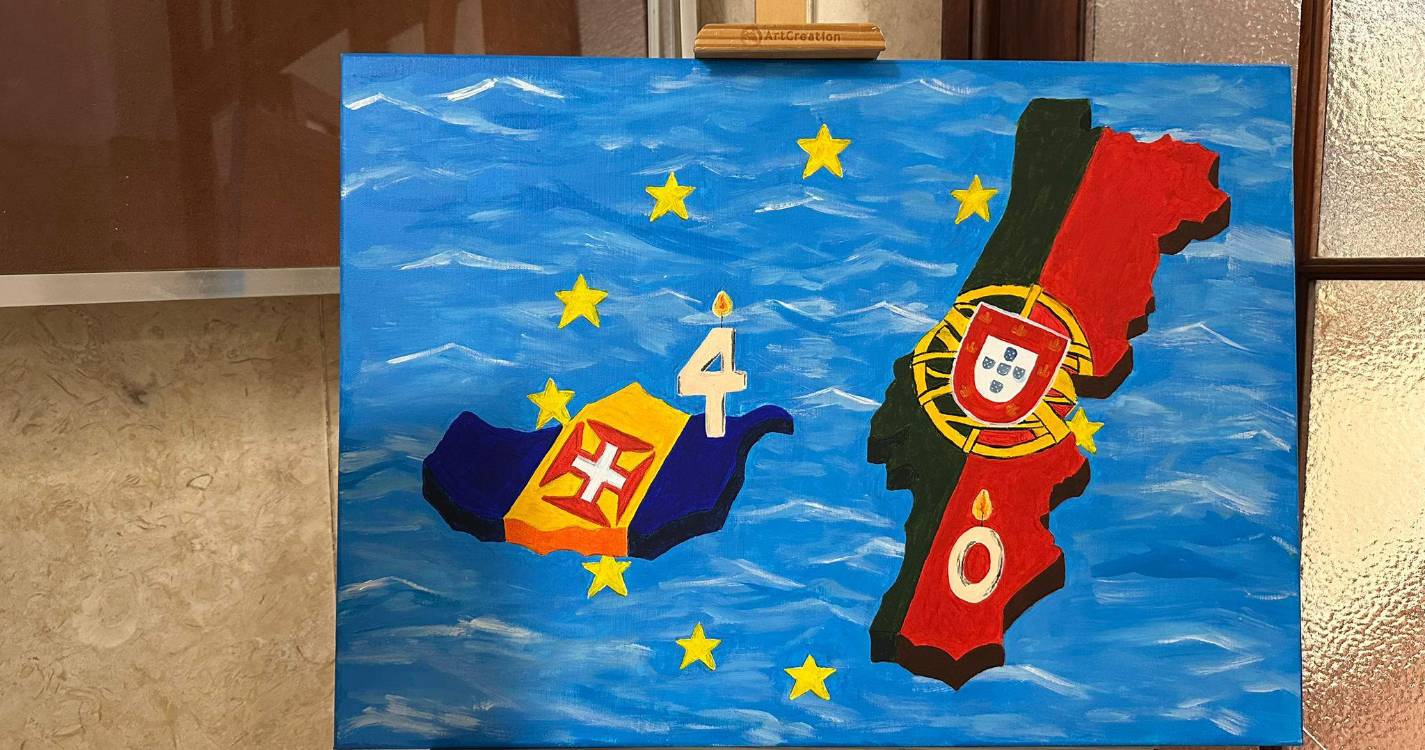 ‘40 anos de integração europeia da RAM’ pintados por alunos da Francisco Franco