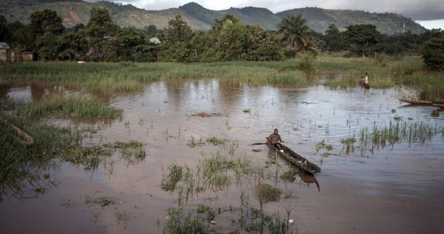 Naufrágio num rio provoca 19 mortos na República Centro-Africana