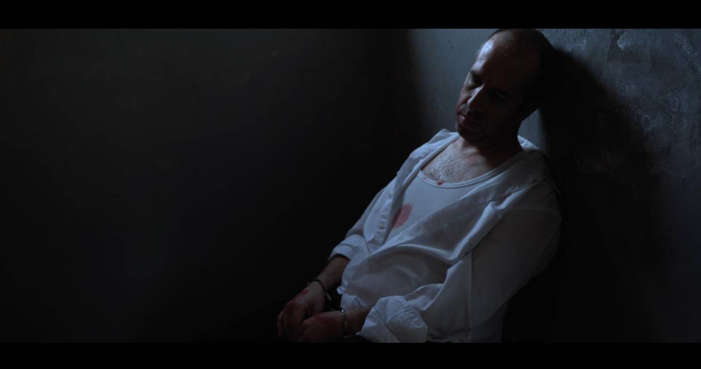 Curta-metragem realizada por alunos e professores da EB23 Caniço celebra os 50 anos da revolução do 25 de Abril